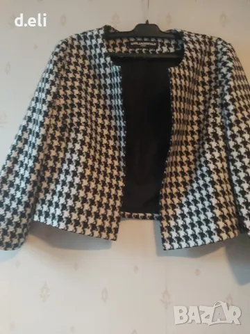 Karl Lagerfeld Original. Size M Страхотно късо сако, снимка 3 - Сака - 47290669