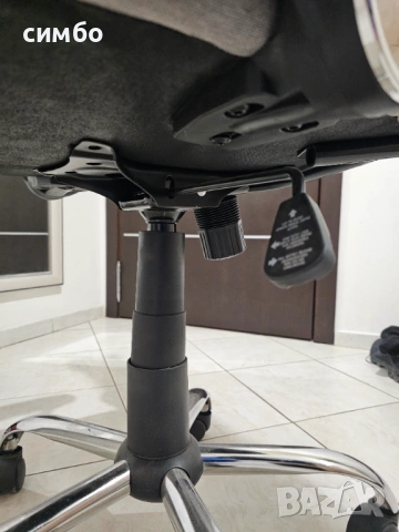 Офис стол, снимка 3 - Столове за офис - 53050385