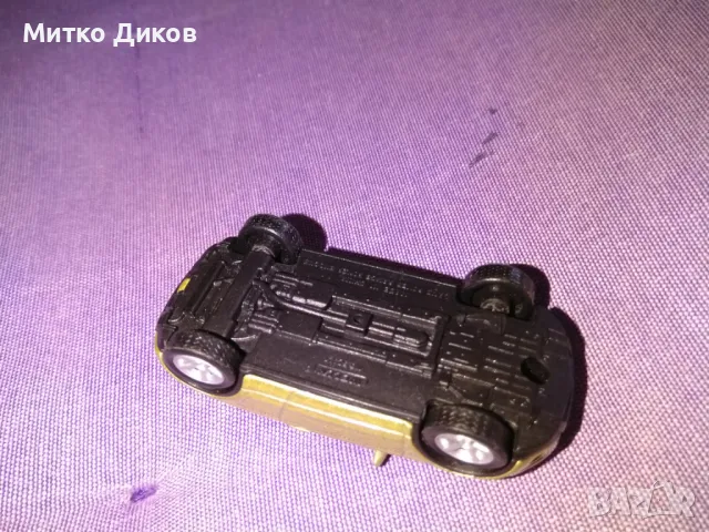 Маркова на Welly метална количка Land Rover нова, снимка 6 - Колекции - 47750857