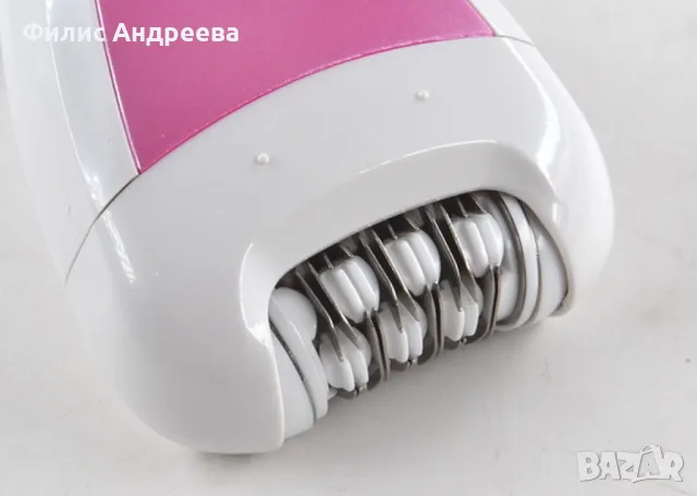 Уред за красота 4 в 1 приставки за обезкосмяване, тример, полиране на пети, снимка 8 - Електрически пили за пети - 48358978