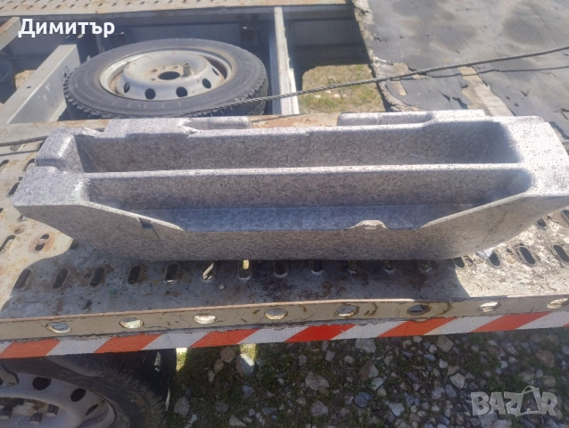 Кутия Инструменти За Деу Нубира Комби 2000г / Daewoo Nubira Combi 2000y, снимка 2 - Части - 54225651