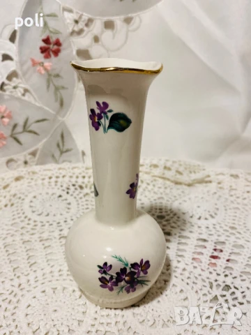 порцеланова ваза