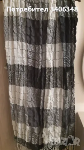 Лот от 3 зимни шала и подарък шапка и кожени ръкавици., снимка 6 - Шалове - 47912166