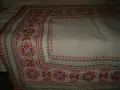Бродирана ленена покривка Българска шевица ръчна бродерия, снимка 5