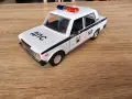 Метална количка в мащаб 1:24, снимка 3