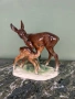 Порцеланова фигура на сърни, снимка 1