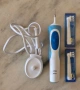 Електрическата четка за зъби Oral-B Vitality Plus CrossAction, снимка 2