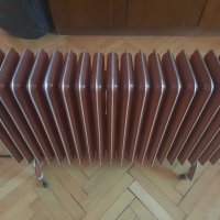 Продавам електрически радиатор от 70 -е. Всичко работи.Лично предаване от Варна. , снимка 1 - Радиатори - 39620515