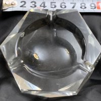 Красив малък кристален пепелник "МУРАНО"- Венеция,Италия, снимка 2 - Други ценни предмети - 35156454