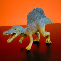 Колекционерска фигурка Schleich Dinosaurs Spinosaurus McDonalds 2020, снимка 12 - Колекции - 37970027