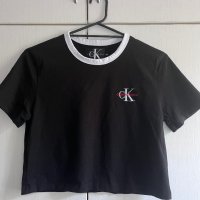 Оригинална къса тениска Calvin Klein, снимка 1 - Тениски - 42628625