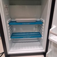 Продавам мини хладилник!, снимка 4 - Хладилници - 44261330