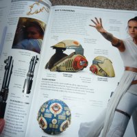 Star Wars the Rise of skywalker visual dictionary подходяща за подарък, снимка 8 - Енциклопедии, справочници - 44183907