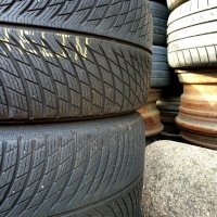 Зимни гуми 285/40/21 Michelin 3бр., снимка 2 - Гуми и джанти - 35599763