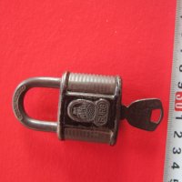 Немски марков катинар с ключ ключе , снимка 3 - Други стоки за дома - 30940045