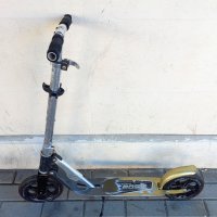 Тротинетка Hudora Big Wheel 205, снимка 1 - Други спортове - 42152426