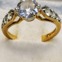 Златен дамски пръстен с планински кристал, снимка 4 - Пръстени - 30091510