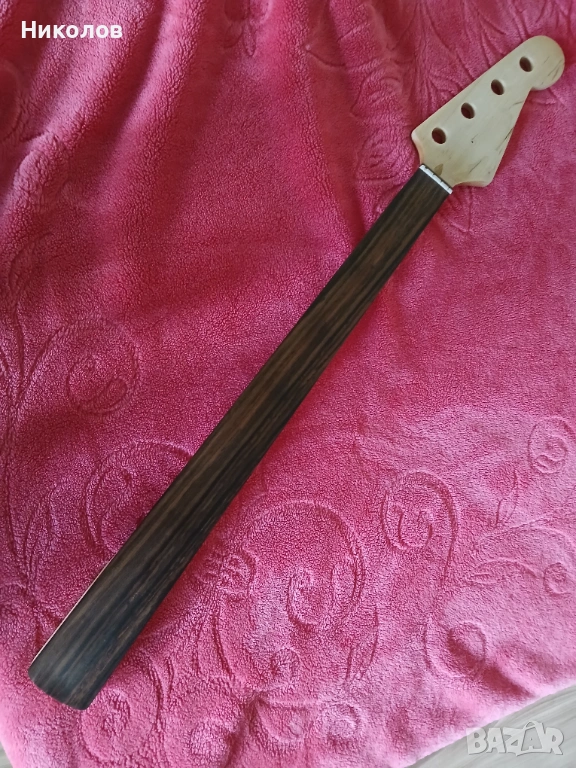 фретлес гриф за бас китара , снимка 1