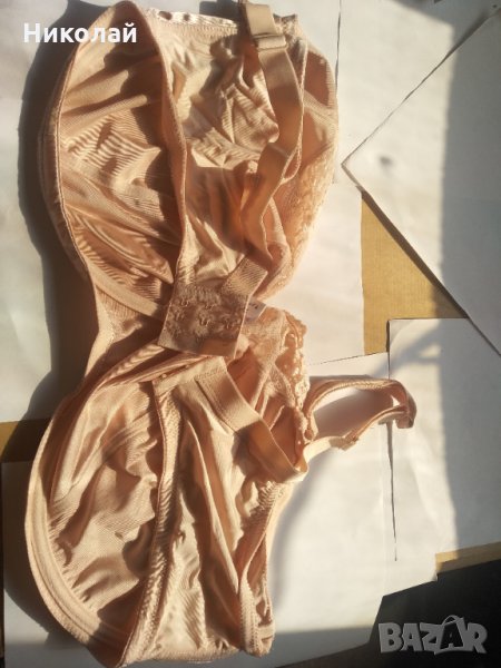 Огромен сутиен размер 90М, снимка 1