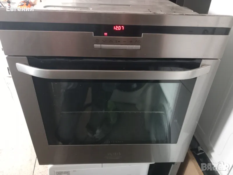 Aeg фурна с пиролиза, снимка 1
