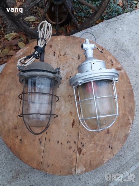 Промишлина лампа, снимка 1