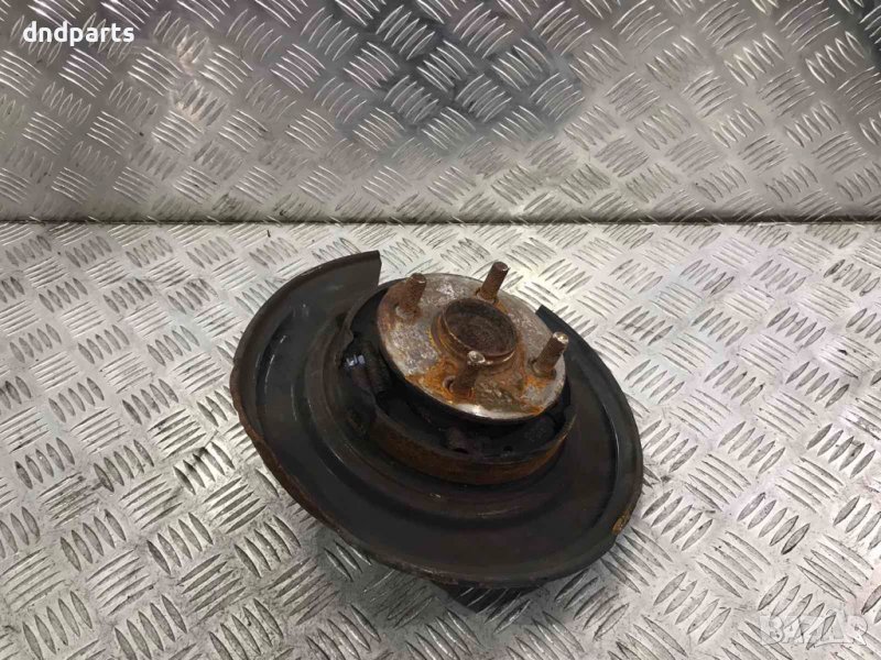 Заден ляв шенкел Toyota Corolla,2.0D4-D,116кс.,2004г., снимка 1