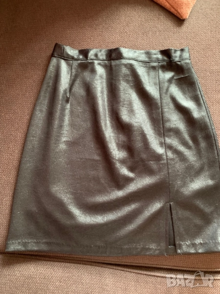 Дамска пола, снимка 1