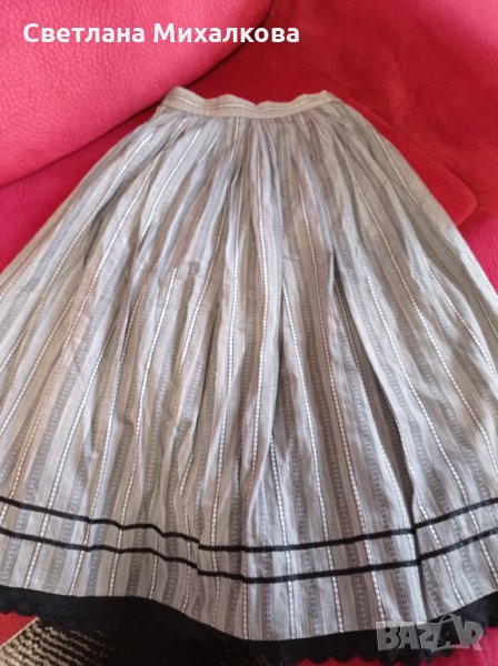 Дамска пола, снимка 1