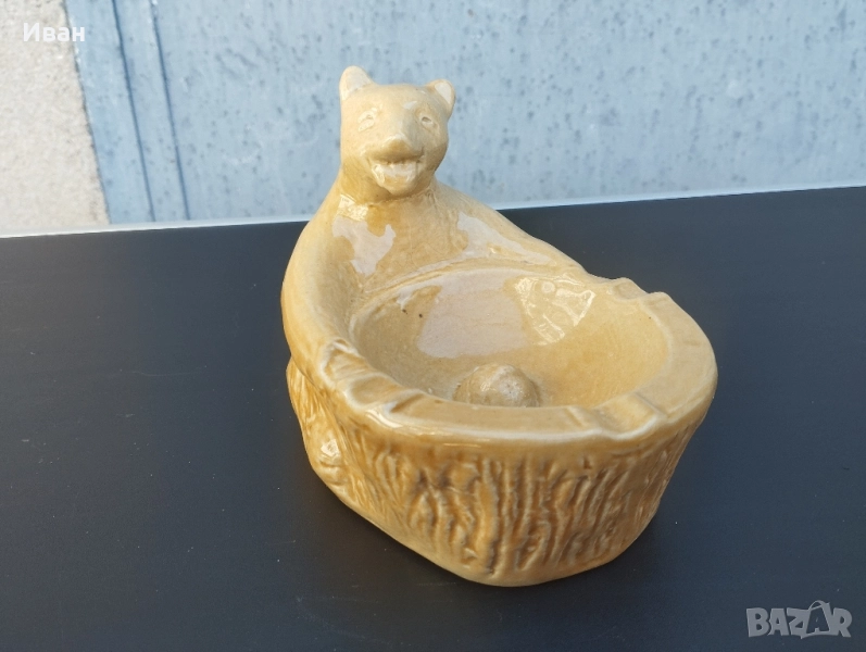 Винтидж порцеланова мечка пепелник, снимка 1