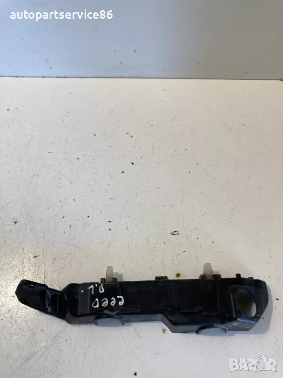 Предна лява конзола държач за броня за KIA Ceed 1.6 CRDi (2014) 85516-A2000, снимка 1