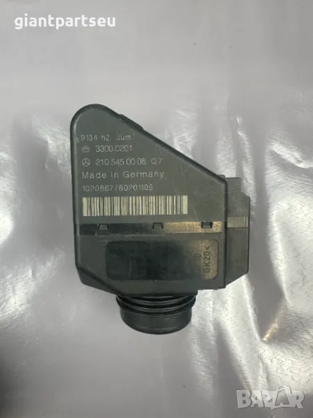 Гълтач за Контактен Ключ Мерцедес Mercedes W210 2105450008, снимка 1