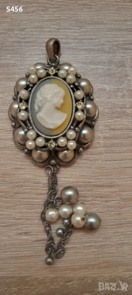 Висулка Камея, винтидж , снимка 1