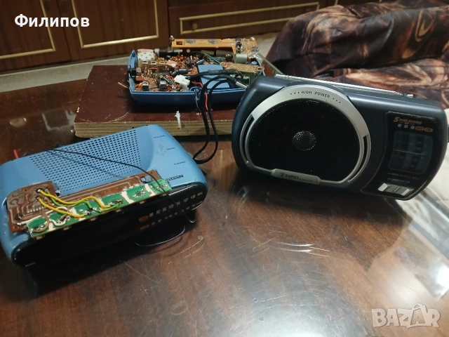 first & li-ion фм радио с бонус 2 радио/часовника за експерименти