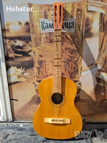 Рядка ретро китара, Изяславская фабрика, СССР, 1983 г.