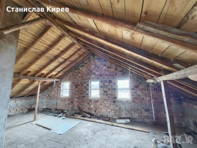 Продаваме имот с къща - с. Богомилово, снимка 13 - Къщи - 53004646