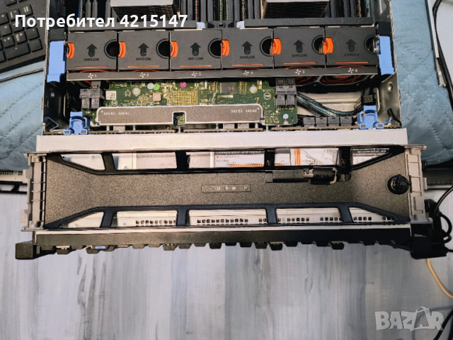 Dell PowerEdge R730xd ,2 x Xeon E5-2699 v4,64GB DDR4 ECC-Ram,NO Hard, снимка 7 - Работни компютри - 53142671