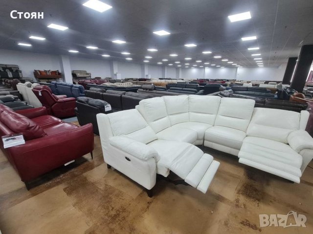 Светло кремав кожен ъглов диван с ел. релакс механизъм, снимка 11 - Дивани и мека мебел - 39945088