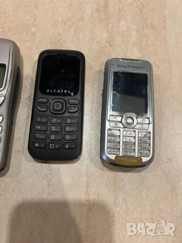 Стари телефони, alcatel , sony ericsson !, снимка 1 - Nokia - 39727546