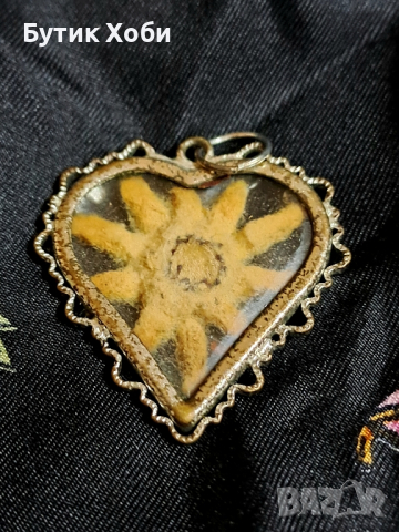 Винтидж медальон с алпийски еделвайс, снимка 5 - Антикварни и старинни предмети - 44781402