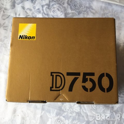 Кутия от Nikon D750