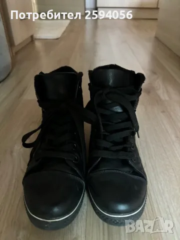 Спортно елегантни дамски боти, номер 38