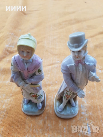 Порцеланова статуетка фигурка двойка 