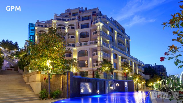 Луксозен апартамент в затворен апартамент 1-ва линия море Кабакум, 280 000 €