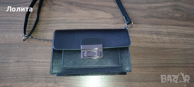 Малка черна чанта , снимка 1 - Чанти - 42078080