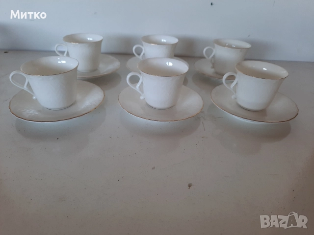 Сервиз за кафе от костен прцелан