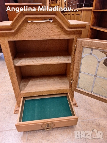 Винтидж витринка за стена , снимка 5 - Секции и витрини - 53966714