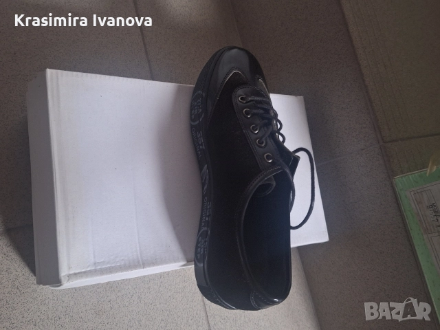 нови маратонки Мегияс , снимка 2 - Маратонки - 52806516