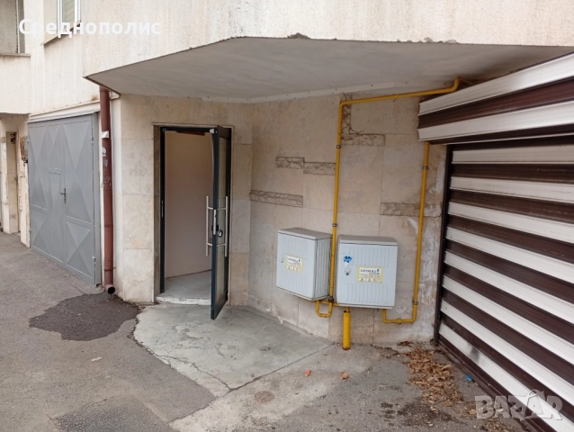 Офис-гр. Хасково, кв. Център-10.7 кв.м, снимка 3 - Офиси - 52947410