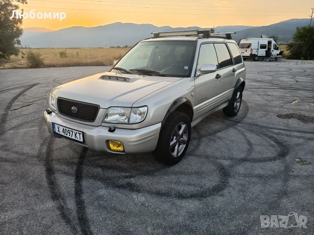 Subaru Forester 2.0 sTurbo, снимка 5 - Автомобили и джипове - 56538442