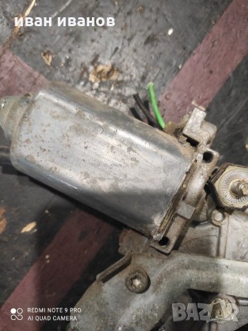 Машинка стъкло Ауди , снимка 2 - Части - 31641772